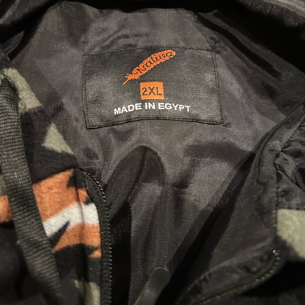 Native Aztec Geometric Pattern Hooded Fleece Vest - image 2